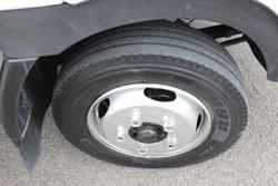 2001 Hino Dutro 3 WHITE