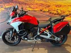 2022 Ducati Multistrada V4S Multistrada Red