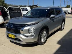 2021 Mitsubishi Outlander LS