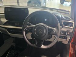 2025 Suzuki Swift Hybrid Plus