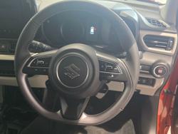 2025 Suzuki Swift Hybrid Plus