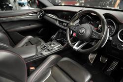 2019 Alfa Romeo Stelvio Quadrifoglio