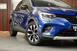 2023 Renault Captur Life