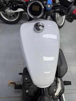 2013 Yamaha Bolt (XVS950CU) Bolt White
