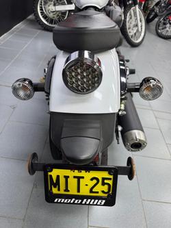 2013 Yamaha Bolt (XVS950CU) Bolt White