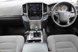 2017 Toyota Landcruiser GXL