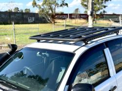 2009 Toyota Hilux SR KUN26R MY09 4X4 Glacier White