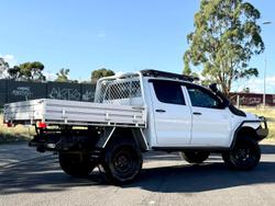 2009 Toyota Hilux SR KUN26R MY09 4X4 Glacier White