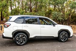 2025 Subaru Forester Hybrid Touring