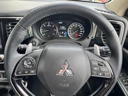 2021 Mitsubishi Outlander LS