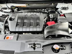 2021 Mitsubishi Outlander LS