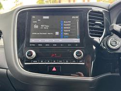 2021 Mitsubishi Outlander LS