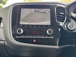 2021 Mitsubishi Outlander LS