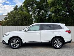 2021 Mitsubishi Outlander LS