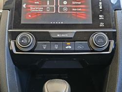 2017 Honda Civic VTi 10th Gen MY17 Rally Red