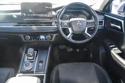 2021 Mitsubishi Outlander LS