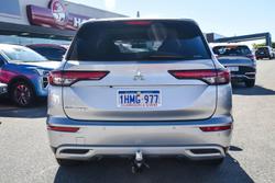 2021 Mitsubishi Outlander LS