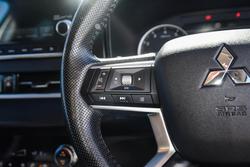 2021 Mitsubishi Outlander LS