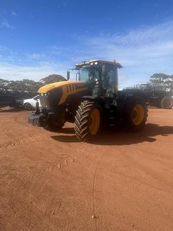 2019 JCB 8330 Fastrac Tractor
