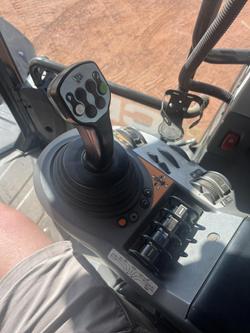 2019 JCB 8330 Fastrac Tractor