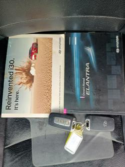 2011 Hyundai Elantra Premium MD Clean Blue