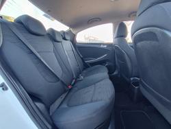 2015 Hyundai Accent Active