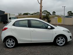 2013 Mazda 2 Neo DE Series 2 MY13 Crystal White Pearl