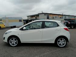 2013 Mazda 2 Neo DE Series 2 MY13 Crystal White Pearl
