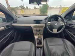 2008 Holden Astra CDX AH MY08 Black Sapphire