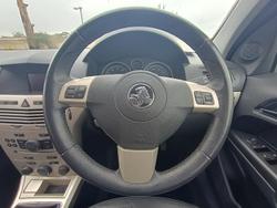 2008 Holden Astra CDX AH MY08 Black Sapphire