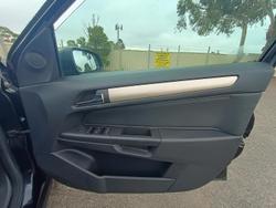 2008 Holden Astra CDX AH MY08 Black Sapphire