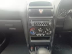 2005 Holden Astra Classic TS MY05 Casablanca White