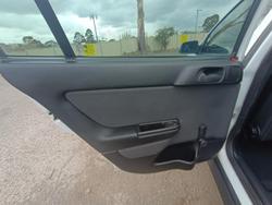 2005 Holden Astra Classic TS MY05 Casablanca White