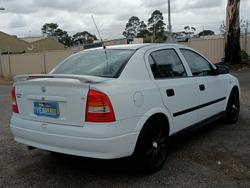 2005 Holden Astra Classic TS MY05 Casablanca White