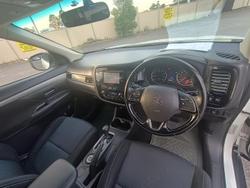 2015 Mitsubishi Outlander LS