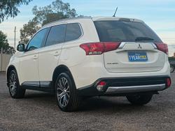 2015 Mitsubishi Outlander LS