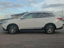 2015 Mitsubishi Outlander LS