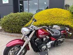 2016 Yamaha XVS1300A V-STAR Red