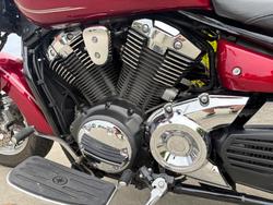 2016 Yamaha XVS1300A V-STAR Red