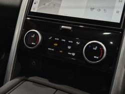 2025 Land Rover Discovery D350 Dynamic SE