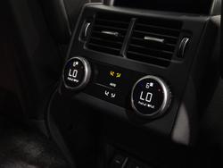 2025 Land Rover Discovery D350 Dynamic SE