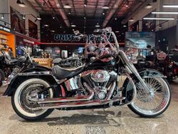 Harley-Davidson Softail Deluxe 1584 (flstn)