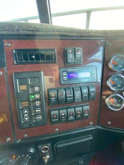 2017 Western Star 5800 Series