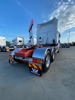 2017 Western Star 5800 Series