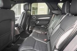 2026 Land Rover Discovery D350 Dynamic SE