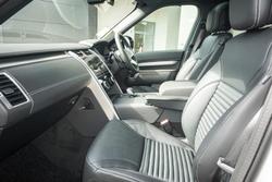 2026 Land Rover Discovery D350 Dynamic SE