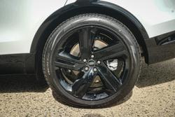 2026 Land Rover Discovery D350 Dynamic SE