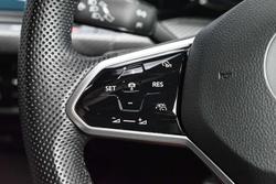 2022 Volkswagen Golf 110TSI R-Line
