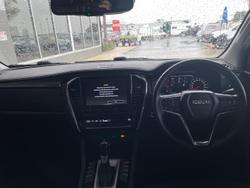 2021 Isuzu MU-X LS-T