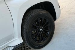 2022 Mitsubishi Pajero Sport GSR